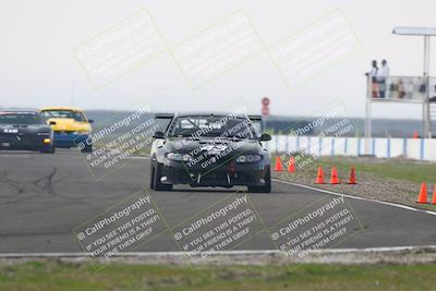 media/Jan-18-2026-CalClub SCCA (Sun) [[8bc6468723]]/Group 5 Race/Turn 1/